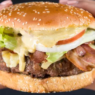 Secret Menu: Bestia Cuarto Burger